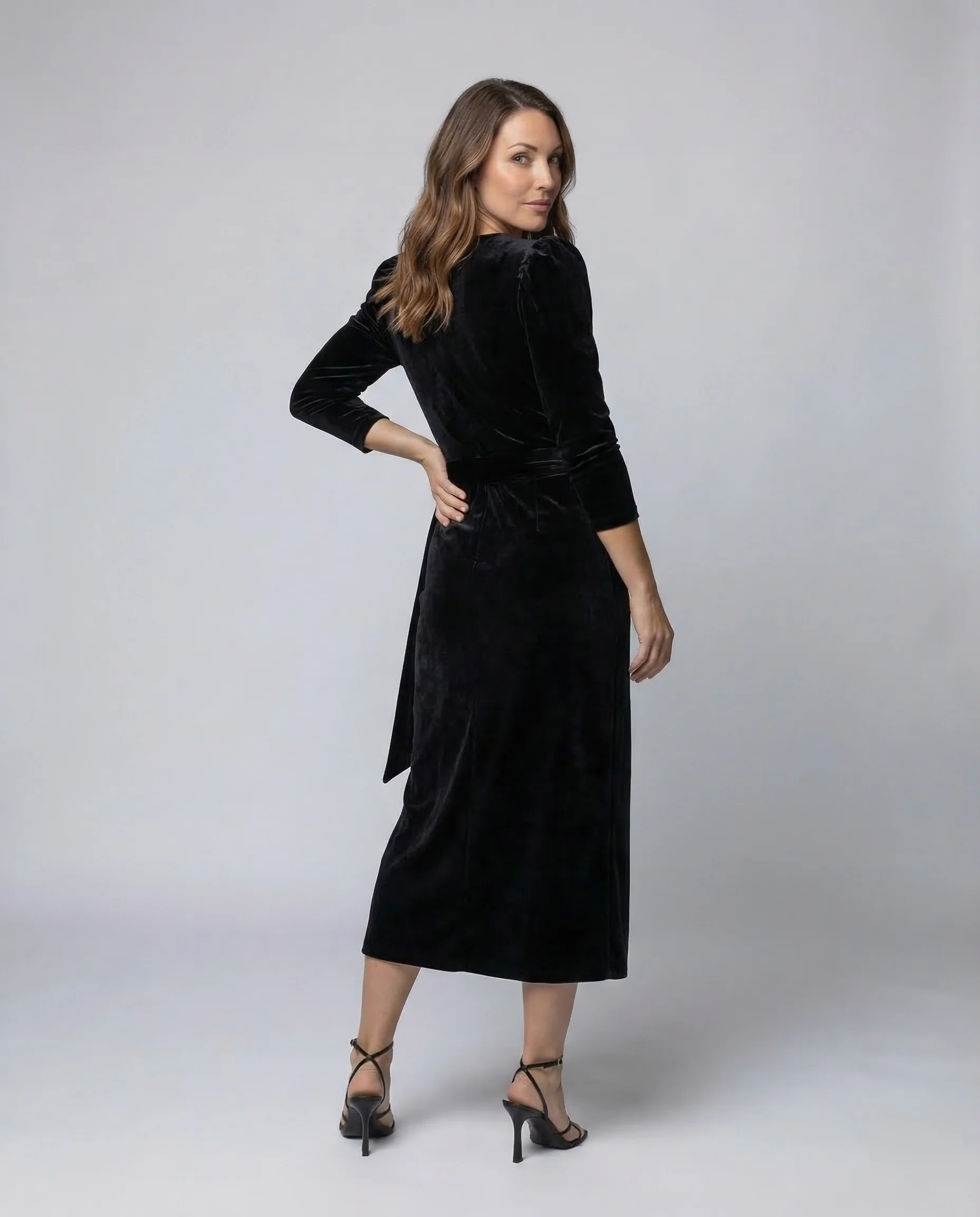 Damen Samt Wickelkleid Midi - Image 4