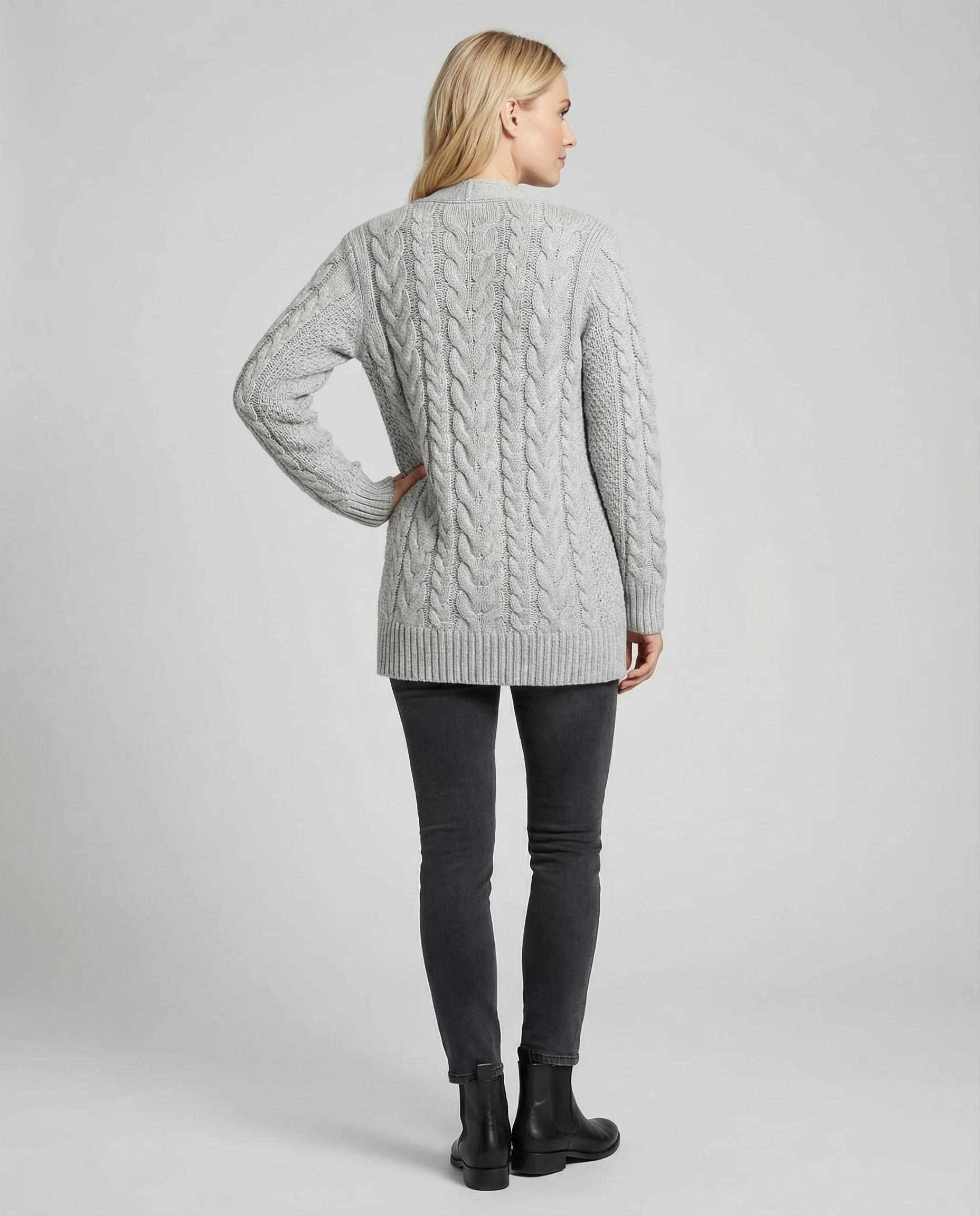 Zopfmuster-Cardigan im Blousonstil mit spitz zulaufendem Saum und tiefem V-Ausschnitt Heidi-Mode - Image 2
