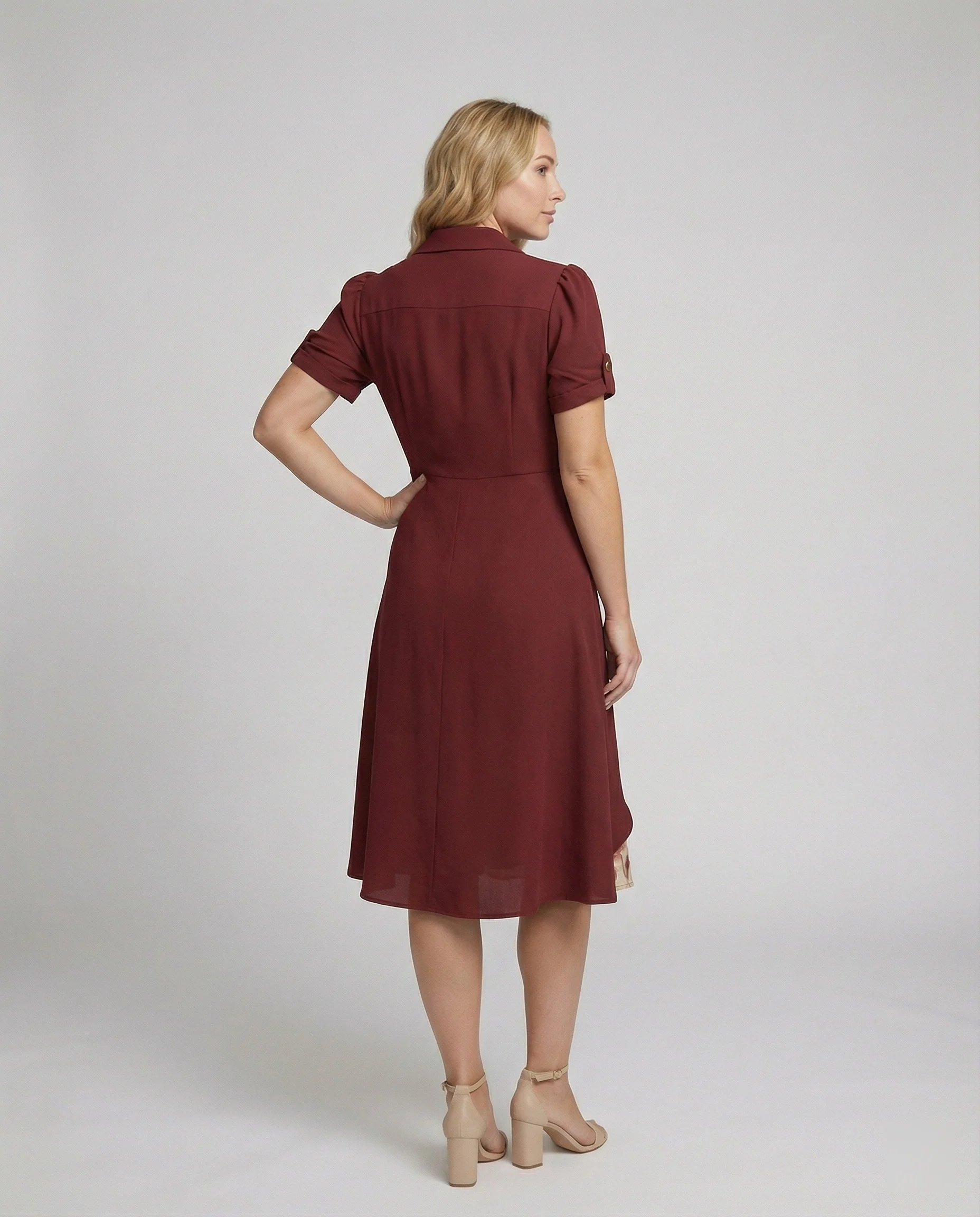 Zweilagiges Midikleid mit Blazerkragen asymmetrischer Wickeloptik Metallring-Taillengürtel und floralem Einsatz Heidi Mode - Image 4