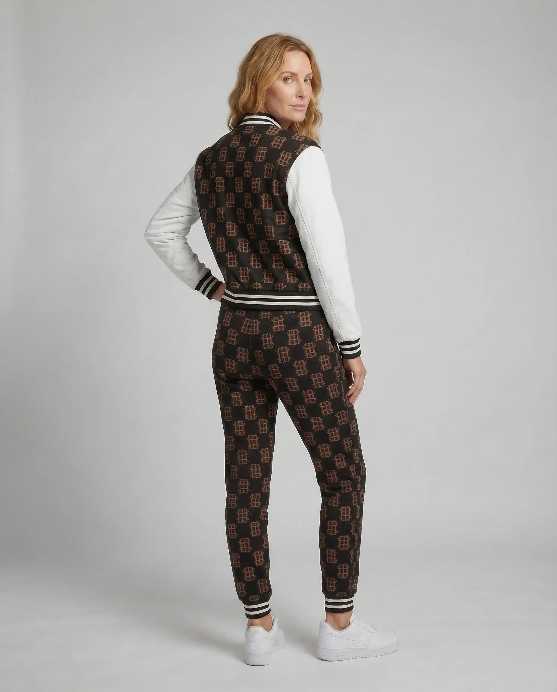 Damen Monogramm-Joggingset Bomberjacke - Image 3