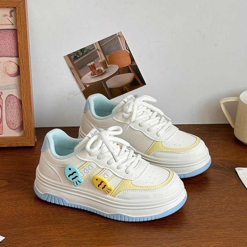 Damen Niedrigprofil Sneakers mit verspieltem Tiermotiv Heidi Mode - Image 4