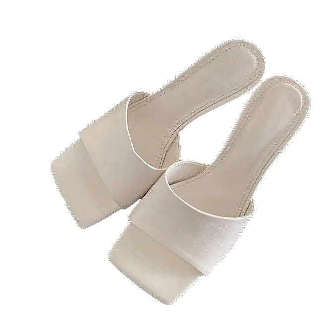 Damen Offene Mules mit Elegantem Metallic-Obermaterial und Komfortablem Blockabsatz Heidi-Mode - Image 5
