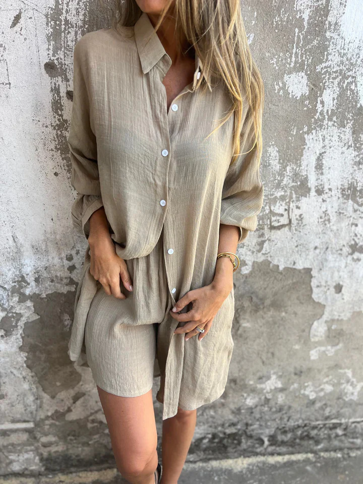 Damen Oversize Hemdkleid mit Knopfverschluss und Rollkragen Heidi-Mode - Image 12