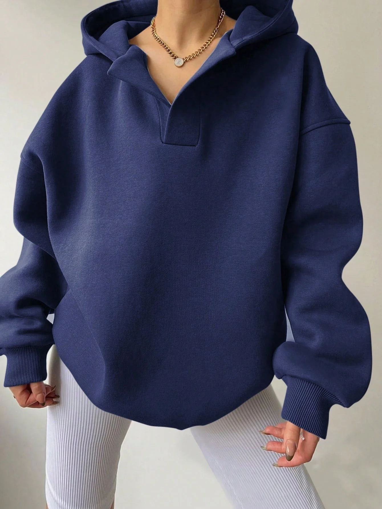 Damen Oversized Hoodie mit Modernem Kragen und Lässiger Passform Heidi-Mode - Image 9