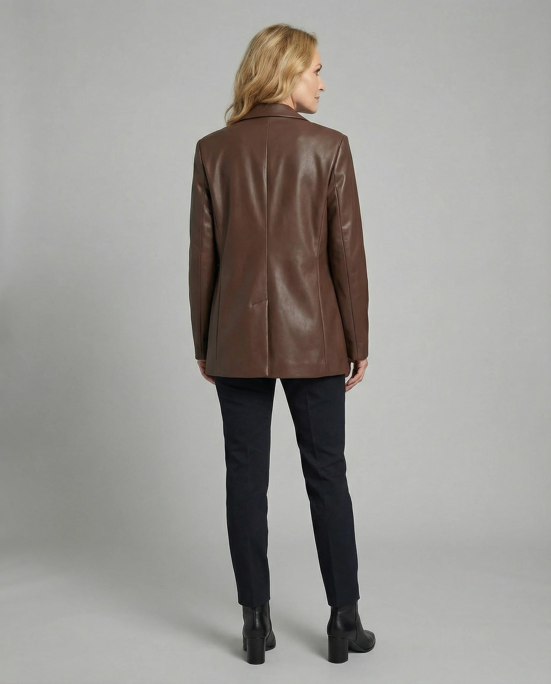 Damen Oversized Kunstleder Blazer im Trend-Look - Image 3