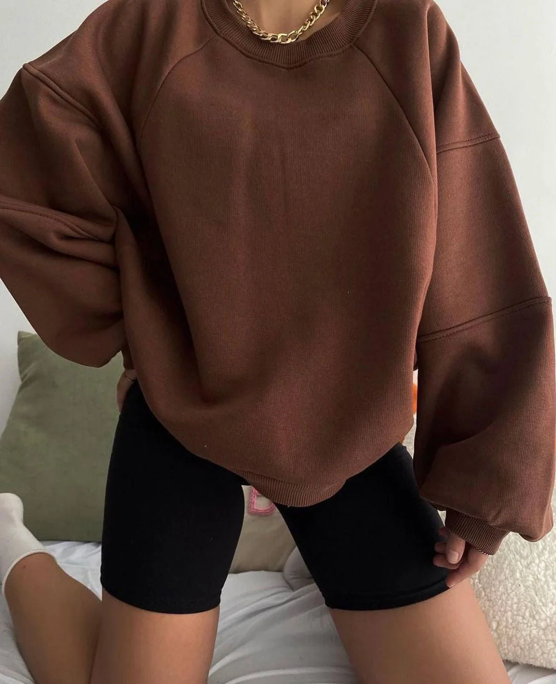 Damen Oversized Sweatshirt mit Voluminösen Ärmeln Heidi-Mode - Image 10