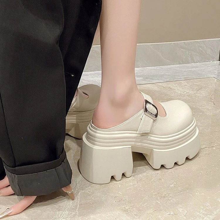 Damen Plateau-Clogs mit modischem Schnallenverschluss und trendiger Sohlenkonstruktion Heidi Mode - Image 3