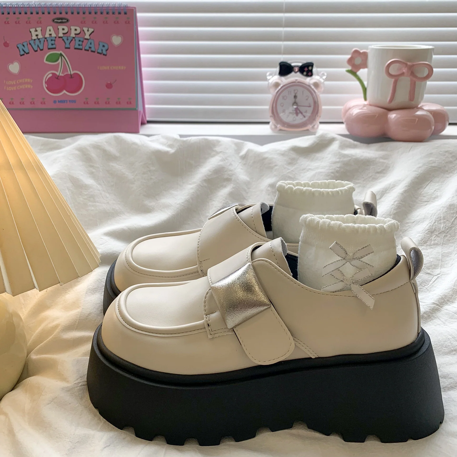 Damen Plateau-Schuhe mit modischem Riemen und eleganter Schnalle Heidi Mode - Image 8