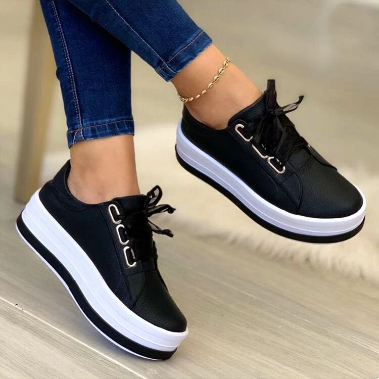 Damen Plateau-Sneaker mit elegantem Metallic-Finish und modischem Schnürsystem Heidi Mode - Image 3