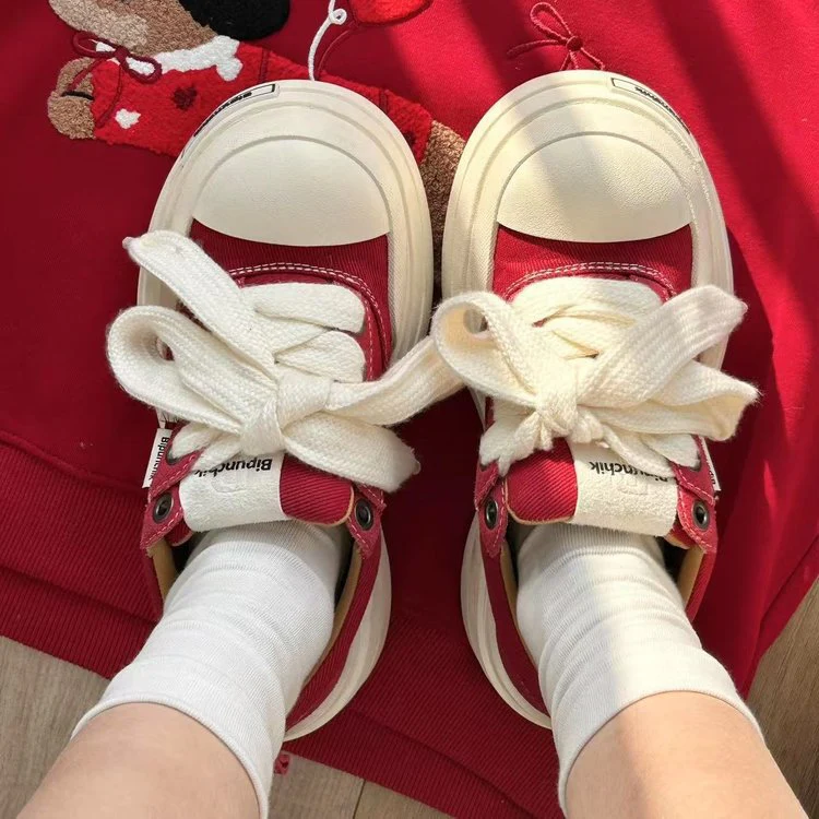 Damen Plateau-Sneaker mit modischem Design und großzügiger Dämpfung Heidi Mode - Image 5