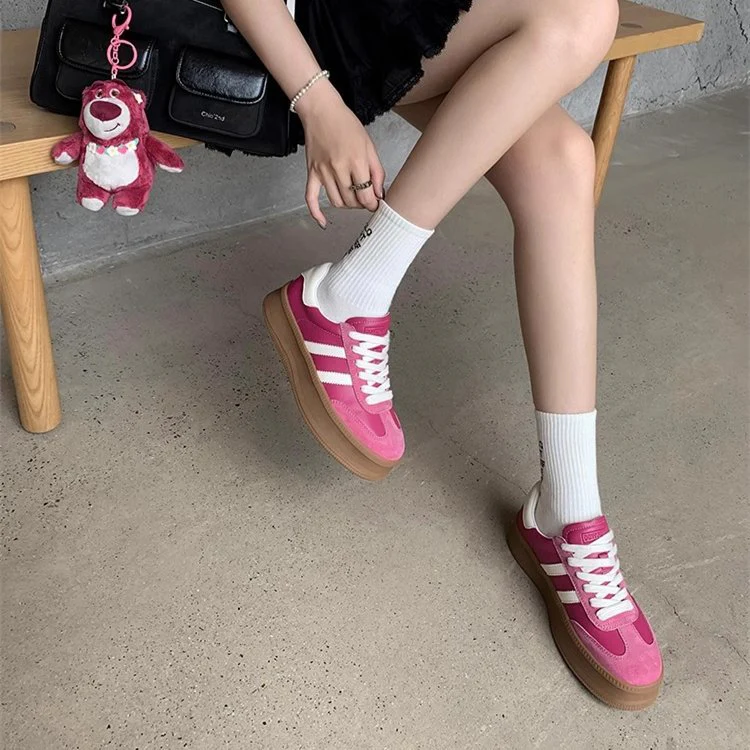 Damen Plateau-Sneaker mit sportlichem Design und breiter Sohle Heidi Mode - Image 3