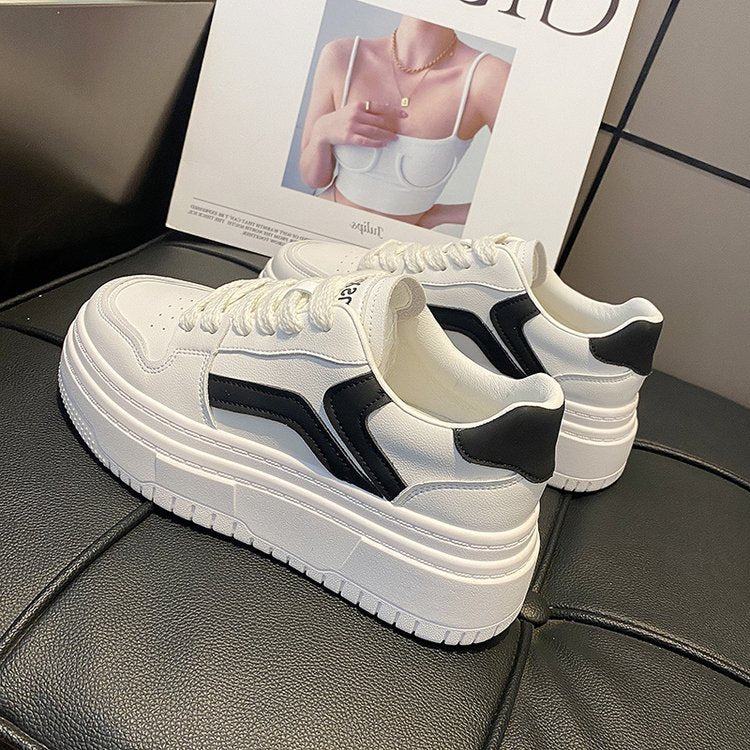 Damen Plateau-Sneaker mit stylischem Kontrastdetails und komfortabler Dämpfung Heidi Mode