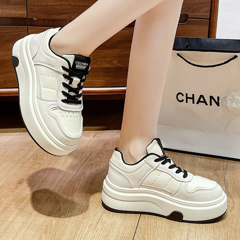 Damen Plateau-Sneaker mit trendiger Silhouette und bequemer Dämpfung Heidi Mode - Image 2
