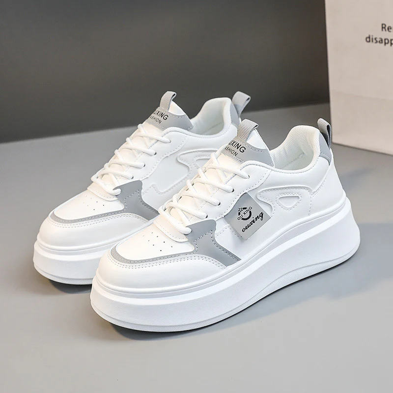 Damen Plateau Sneakers mit atmungsaktiver Oberflächenstruktur und dämpfender Laufsohle Heidi Mode - Image 7