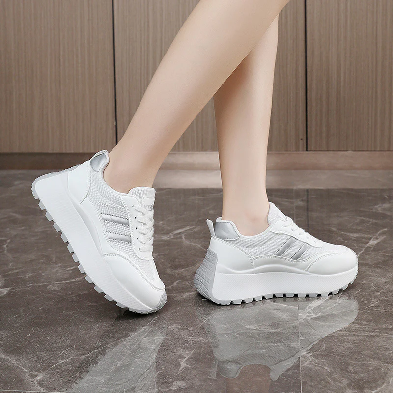 Damen Plateau Sneakers mit stilvollem Design und dämpfender Laufsohle Heidi Mode - Image 4