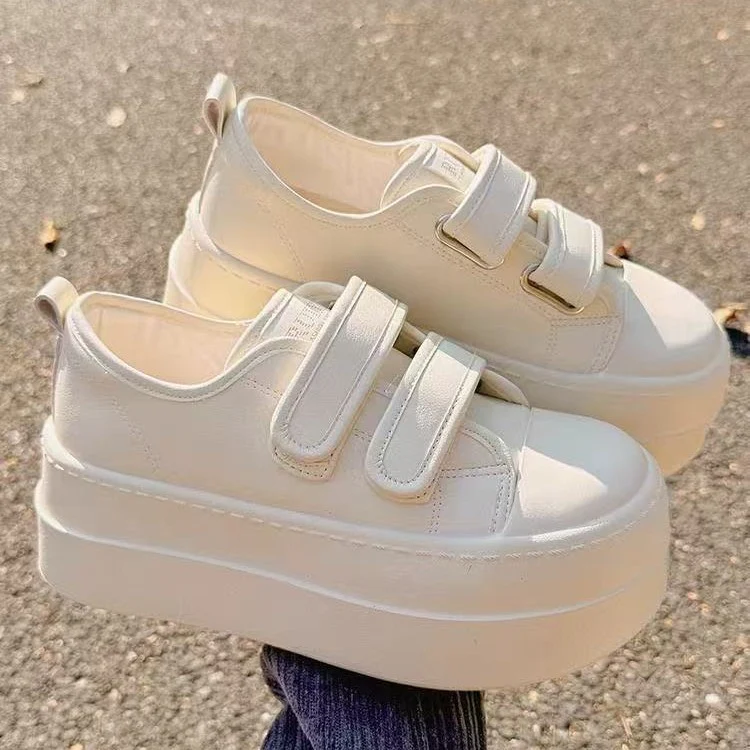 Damen Plateau Sneakers mit verstellbaren Klettverschlüssen und dämpfender Sohle Heidi Mode - Image 4