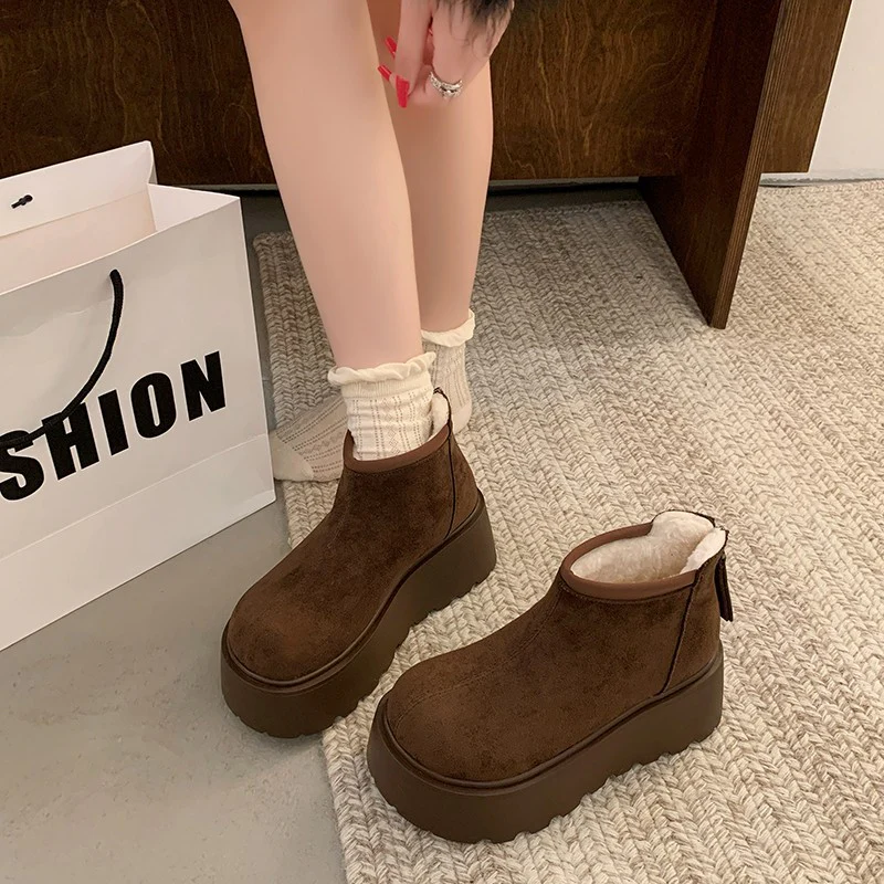 Damen Plateau Stiefeletten mit weichem Veloursleder und rutschfester Sohle Heidi Mode - Image 5