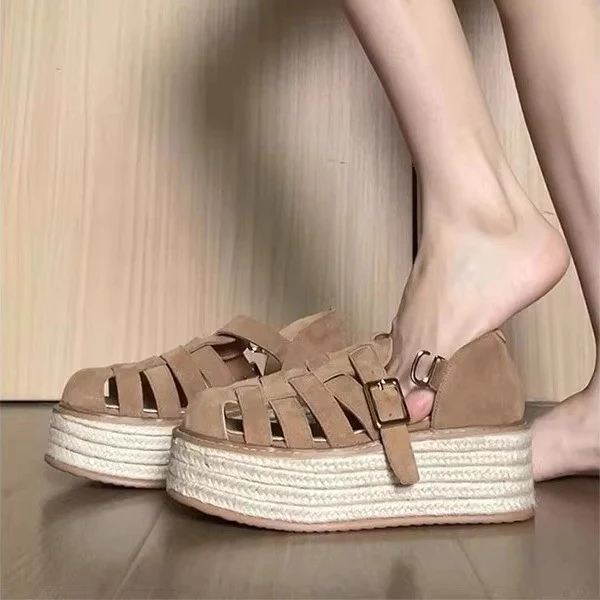 Damen Plattform-Sandalen mit geflochtenem Riemendetail und bequemer Sohle Heidi Mode - Image 3