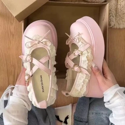 Damen Plattform-Sandalen mit verspieltem Spitzendetail und elegantem Riemenverschluss Heidi Mode - Image 6