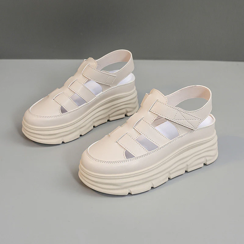 Damen Plattform-Sandalen mit verstellbarem Riemen und rutschfester Sohle Heidi Mode - Image 3