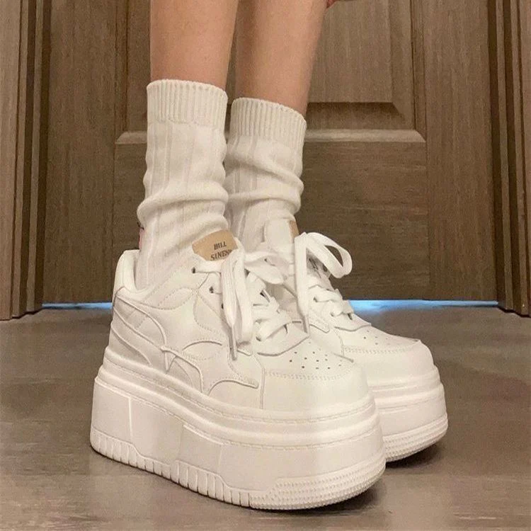 Damen Plattform-Sneaker mit atmungsaktivem Leder-Obermaterial und dämpfender Sohle Heidi Mode