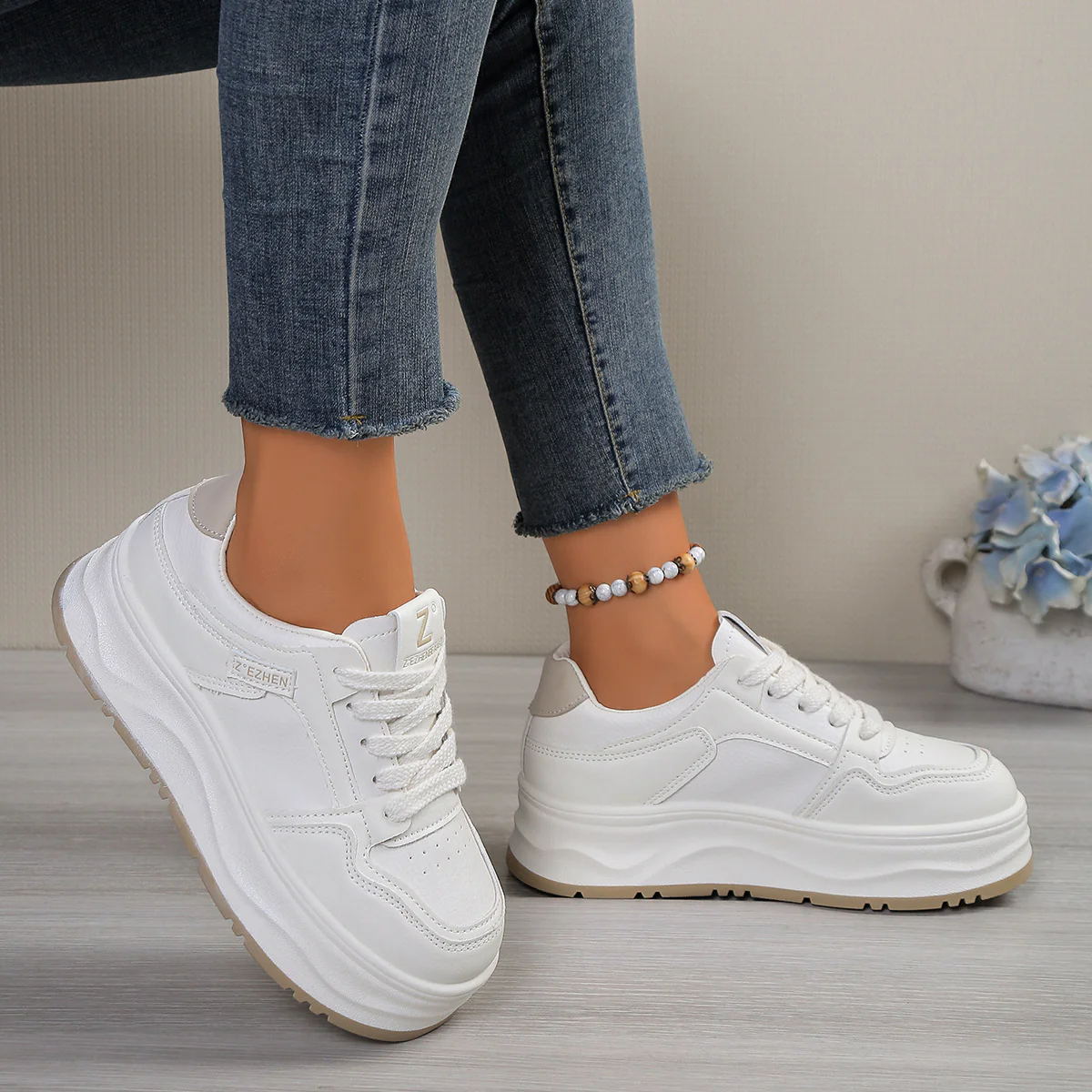 Damen Plattform-Sneaker mit bequemer dämpfender Sohle und modischem Design Heidi Mode - Image 3