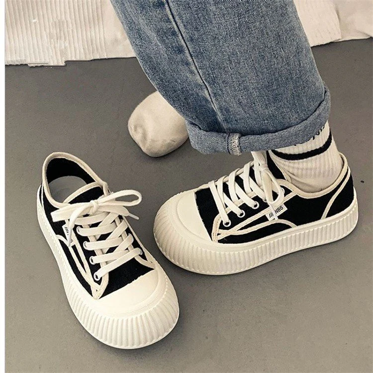 Damen Plattform-Sneaker mit eleganter Riffelkonstruktion und bequemer Dämpfung Heidi Mode - Image 4