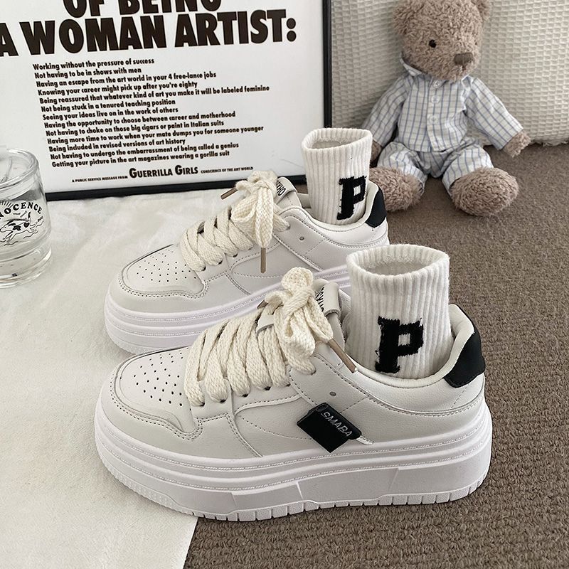 Damen Plattform-Sneaker mit modischem Design und bequemer Dämpfung Heidi Mode