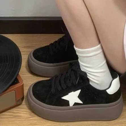 Damen Plattform-Sneaker mit modischem Sternen-Design Heidi Mode - Image 2