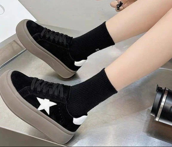 Damen Plattform-Sneaker mit modischem Sternen-Design Heidi Mode - Image 4