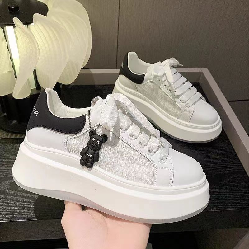 Damen Plattform-Sneaker mit trendiger Schnürung und außergewöhnlichem Design Heidi Mode - Image 2