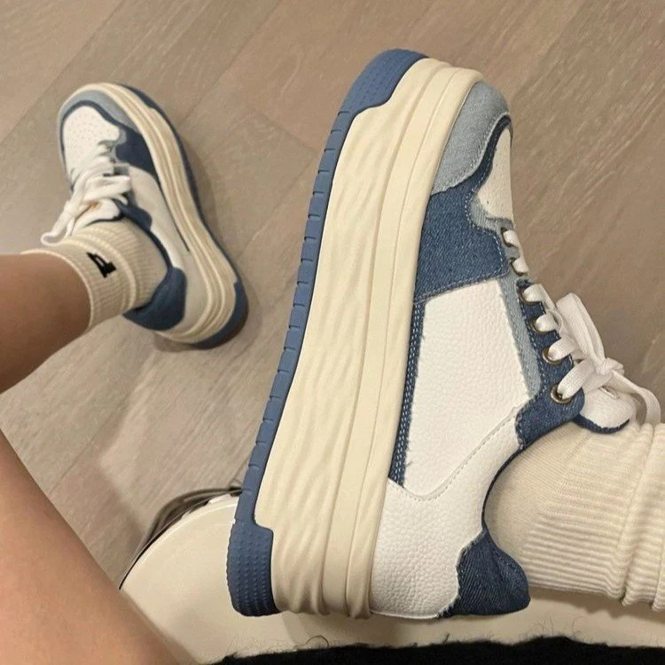 Damen Plattform-Sneaker mit verspieltem Sternen-Design und bequemer Dämpfung Heidi Mode - Image 5