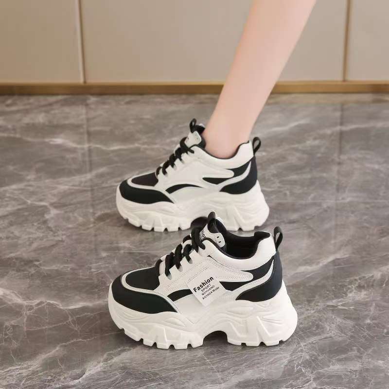 Damen Plattform Sneakers mit modischem Design und bequemer Dämpfung Heidi Mode - Image 7