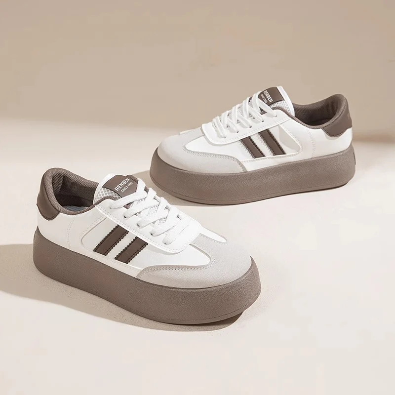 Damen Plattform Sneakers mit sportlichem Design und gepolsterter Innensohle Heidi Mode - Image 3