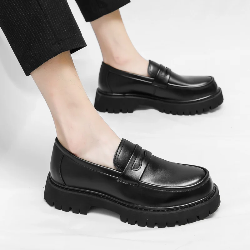 Damen Robuste Mokassins mit dicker Profilsohle Heidi Mode - Image 4