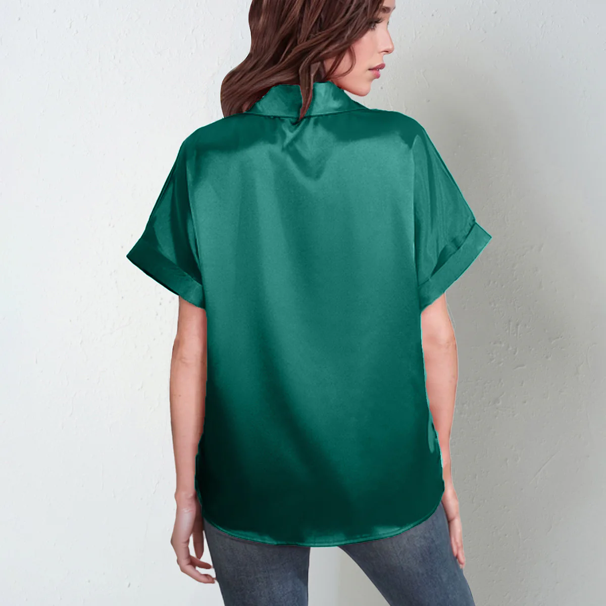 Damen Satin-Bluse mit großem Kragen und überschnittenen Schultern Heidi Mode - Image 16