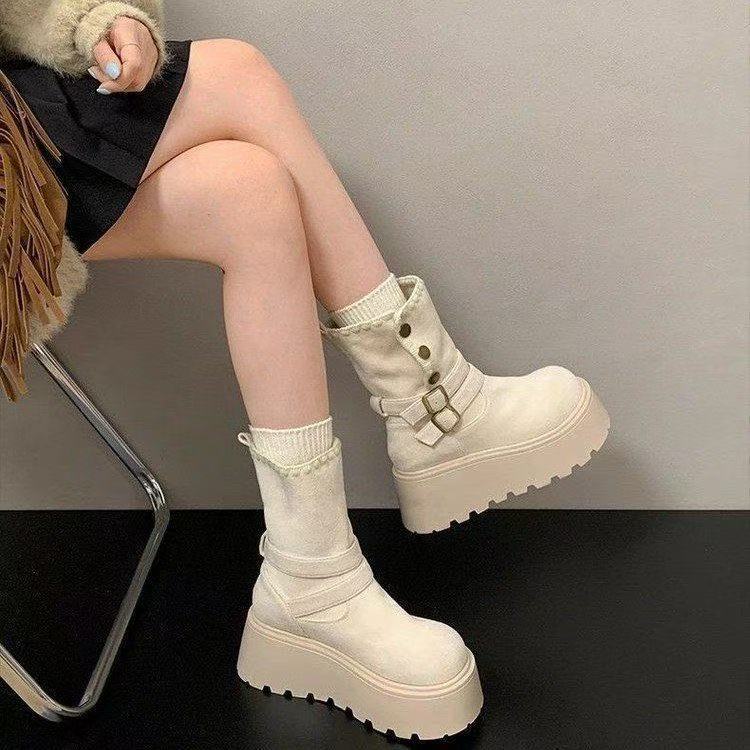 Damen Schicke modische Stiefeletten mit Plateau- und Schnallen-Detail Heidi Mode - Image 4