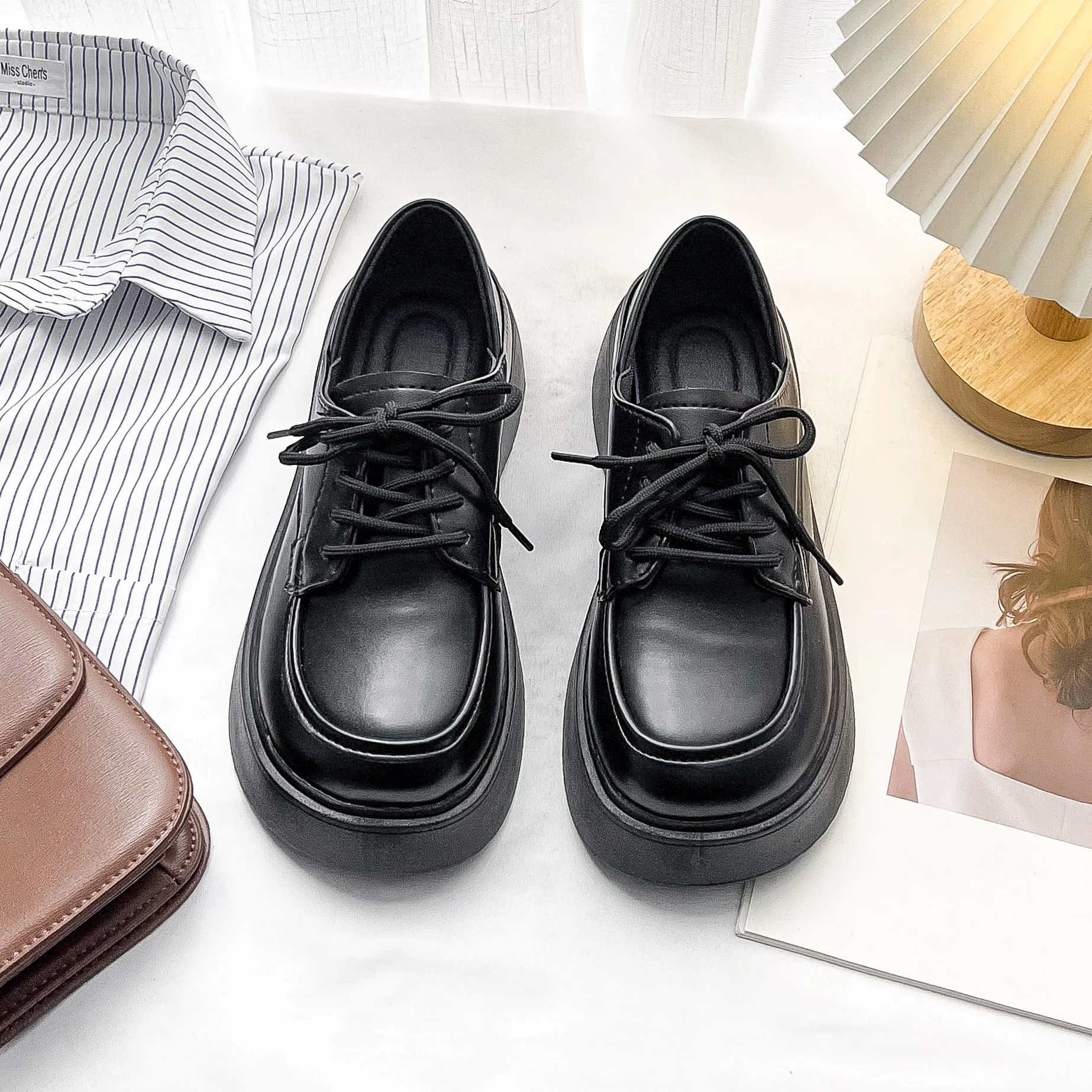 Damen Schnürschuhe mit modischem Plateau und edlem Obermaterial Heidi Mode - Image 6