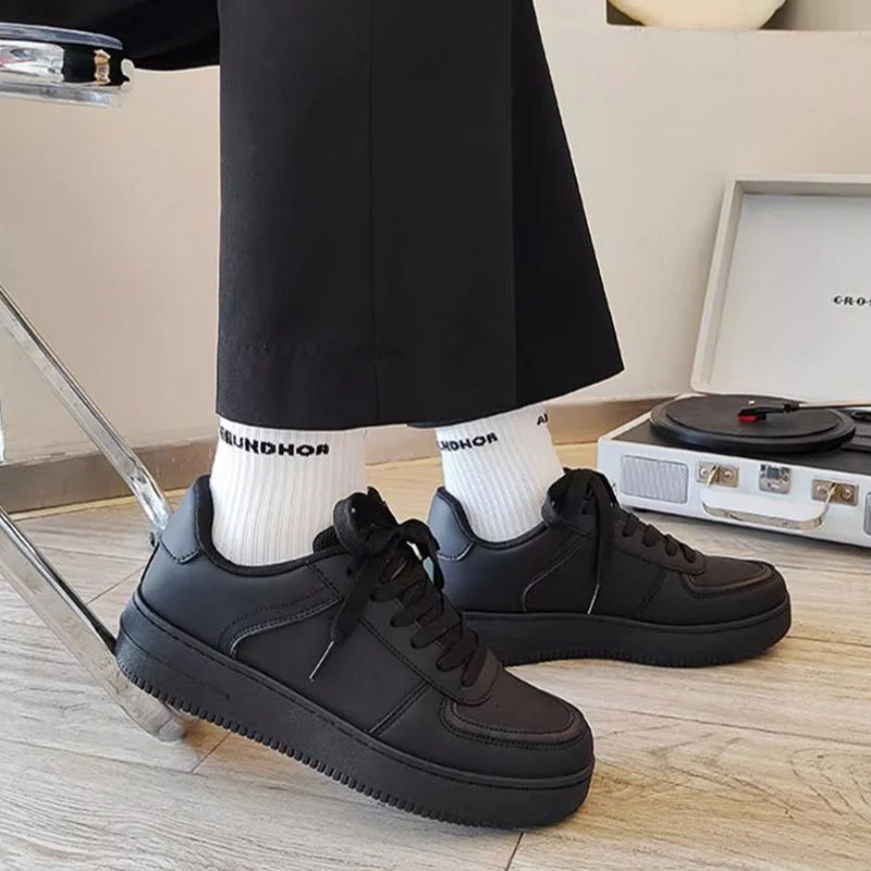 Damen Schnürsneaker mit minimalistischer Silhouette und strapazierfähigem Obermaterial Heidi Mode - Image 2