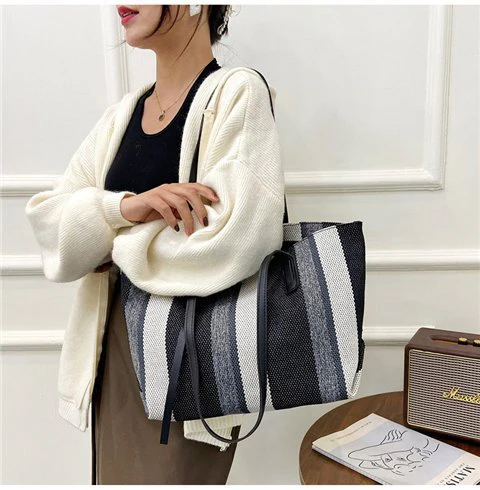 Damen Shopper-Tasche mit Modernen Streifen und Vielseitigem Innenraum Heidi-Mode - Image 7