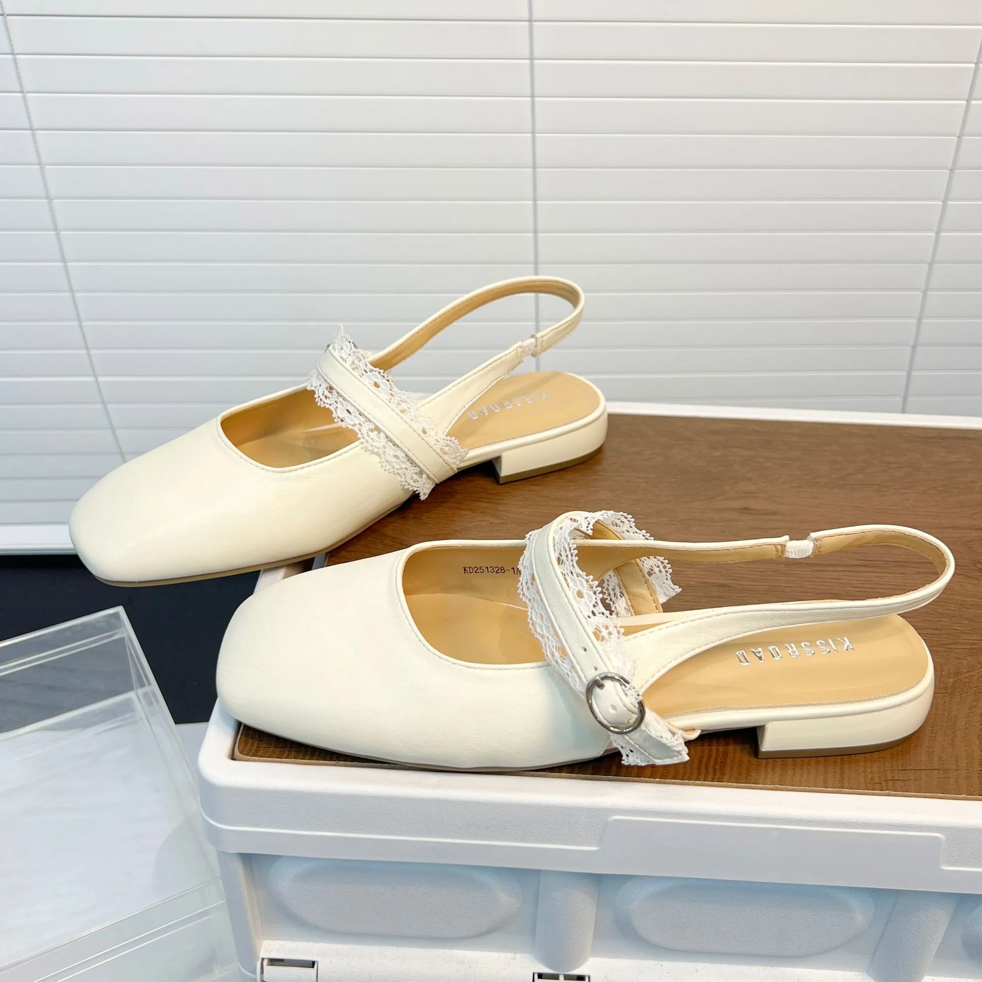 Damen Slingback Ballerinas mit zarter Spitzenverzierung und komfortablem Fußbett Heidi Mode - Image 2