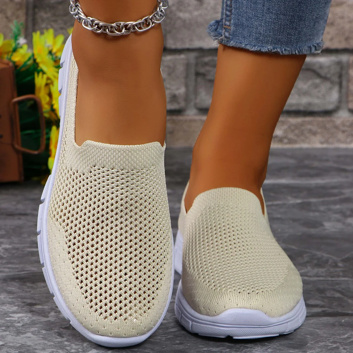 Damen Slip-On Freizeitschuhe mit atmungsaktiver Netzstruktur Heidi Mode - Image 2