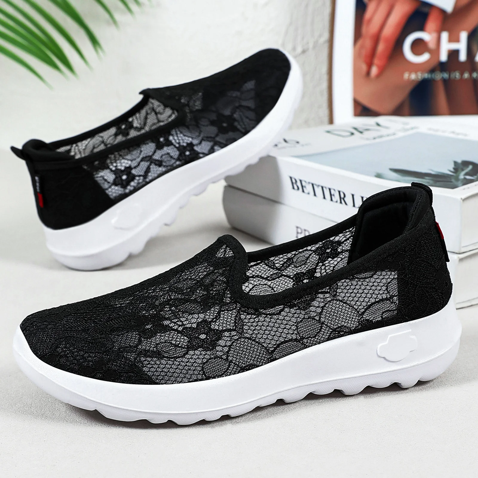 Damen Slip-On Freizeitschuhe mit floraler Spitze Heidi Mode - Image 2