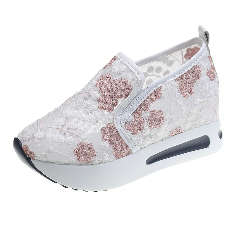 Damen Slip-On Sneakers mit floralem Spitzen-Design und bequemem Innenfutter Heidi Mode - Image 6