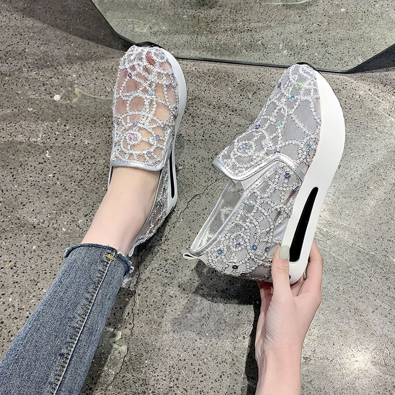 Damen Slip-On Sneakers mit funkelndem Strass und elastischem Riemen Heidi Mode - Image 4