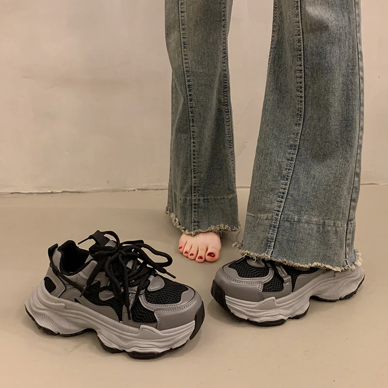 Damen Sneaker mit dämpfender Sohle und atmungsaktivem Obermaterial Heidi Mode - Image 3