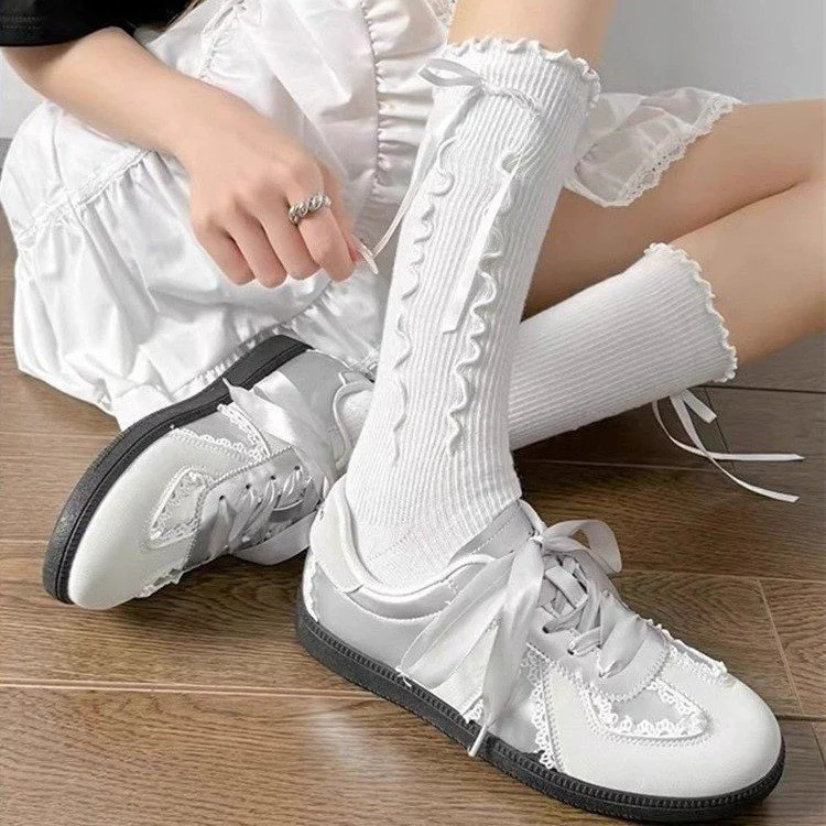 Damen Sneaker mit dekorativer Spitzenapplikation Heidi Mode - Image 2