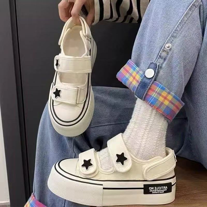 Damen Sneaker mit doppeltem Klettverschluss und verspielter Sternapplikation Heidi Mode - Image 5