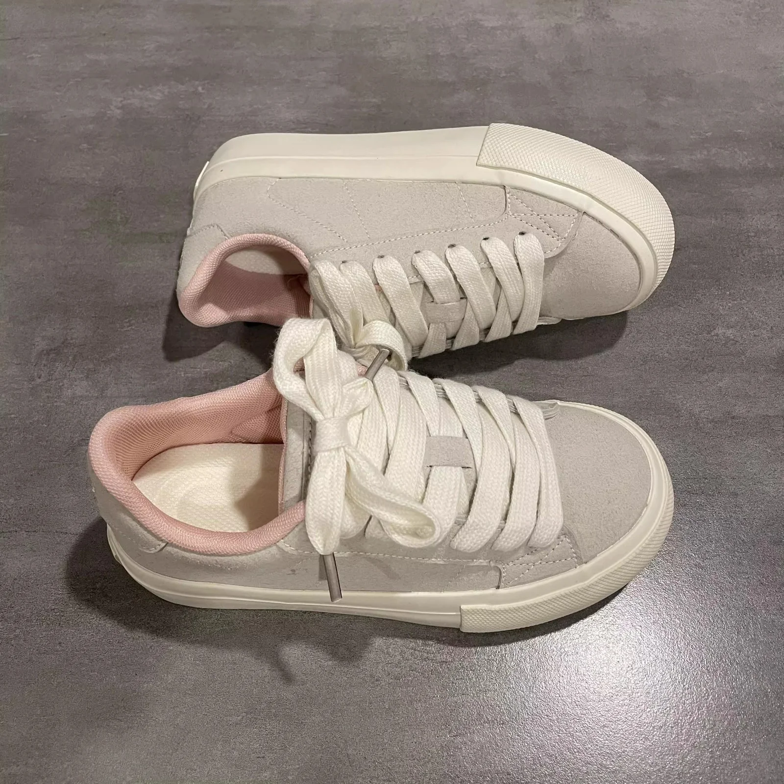 Damen Sneaker mit flexiblem Komfort und atmungsaktiver Obermaterialien Heidi Mode - Image 4