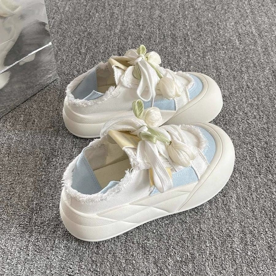 Damen Sneaker mit floralem Schnürsenkel und trendigem Design Heidi Mode - Image 3